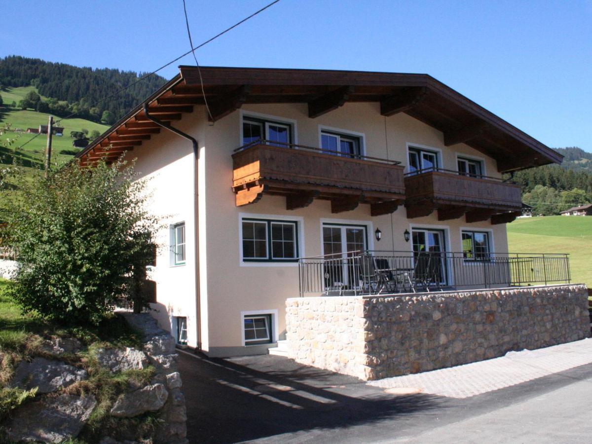 Luxurious Holiday Home With Terrace In Tyrol بريكسن ام تاله المظهر الخارجي الصورة